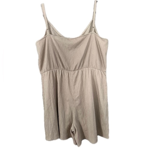 Beige Romper with Button Details - Picture 3 of 6